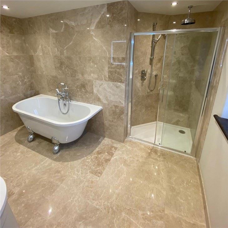 Crema Cappuccino Marble Bathroom